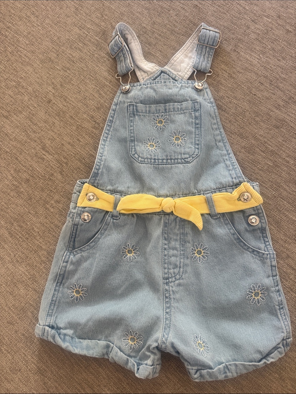 Light Blue Denim Daisy Short Overalls with Yellow Belt - Kids